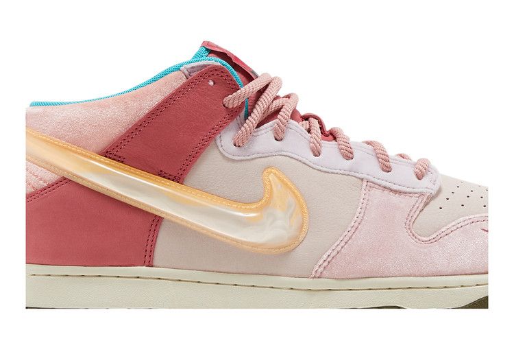 Nike Dunk Mid Social Status Free Lunch Strawberry Milk