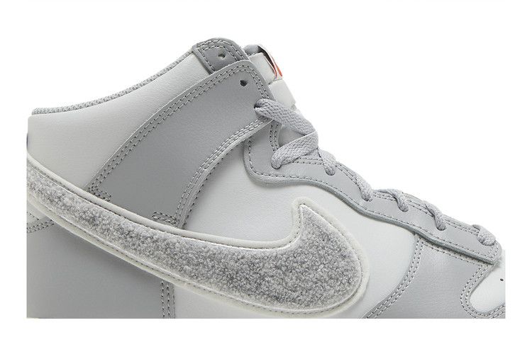 Nike Dunk High University Chenille Swoosh Light Smoke Grey