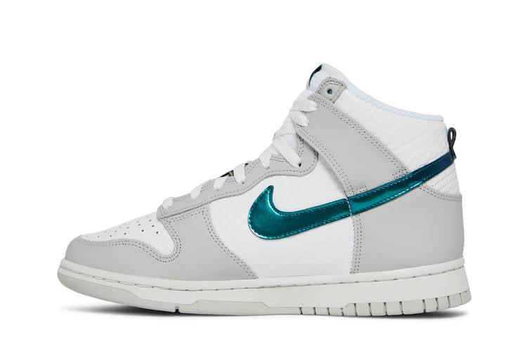 Nike Dunk High FLS (Women's)