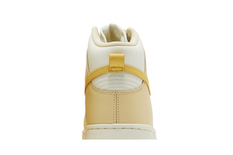 Nike Dunk High Pale Vanilla Topaz Gold (Women's)