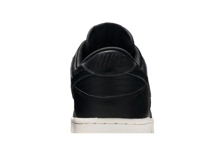 Nike Dunk Low Black/Black-White