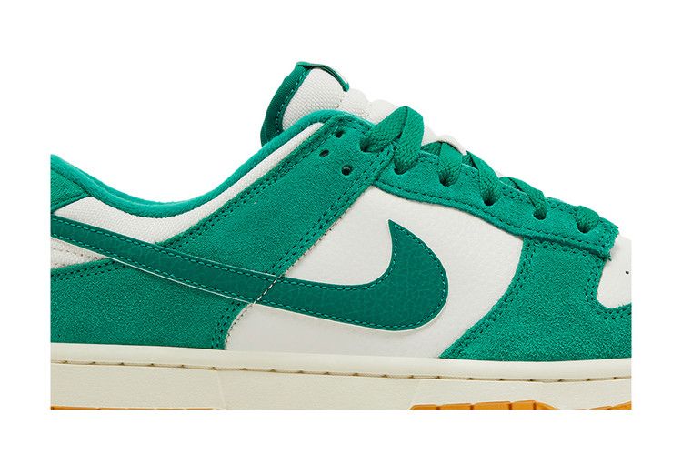 Nike Dunk Low SE Malachite