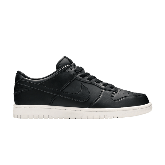 Nike Dunk Low Black/Black-White