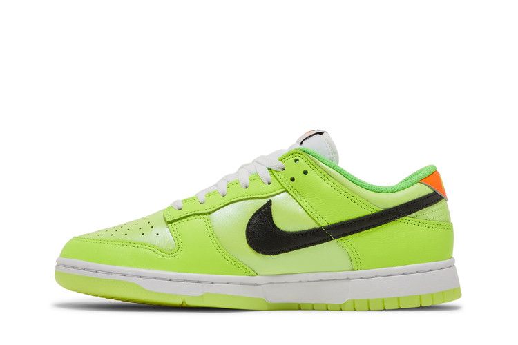 Nike Dunk Low SE Splash Volt