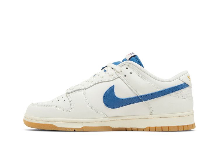 Nike Dunk Low SE Sail Dark Marina Blue