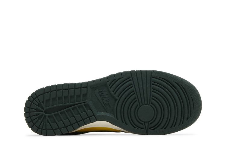 Nike Dunk Low SE Noble Green (Women's)