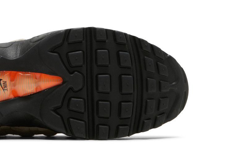Nike Air Max 95 Khaki Total Orange