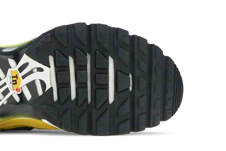 Nike Air Max Plus Chrome Yellow (Women's)