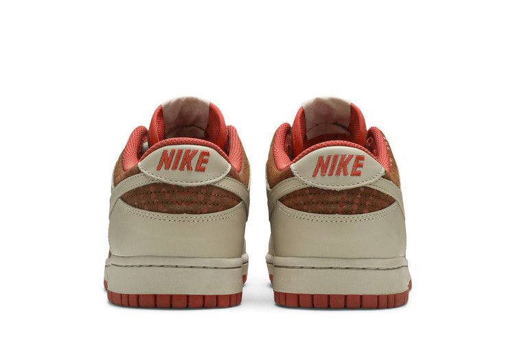 Nike Dunk Low Cognac/Sanddrift-Sienna Sheen (Women's)
