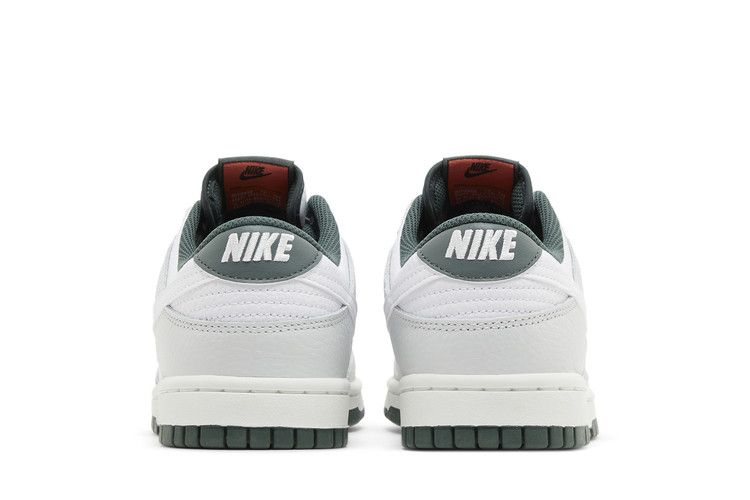Nike Dunk Low Retro SE Photon Dust Vintage Green