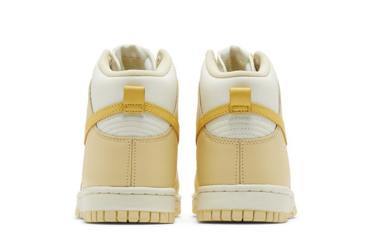 Nike Dunk High Pale Vanilla Topaz Gold (Women's)