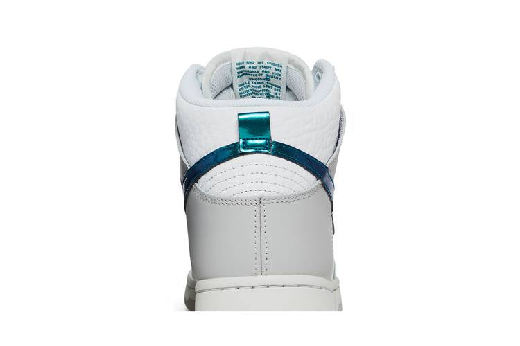 Nike Dunk High FLS (Women's)