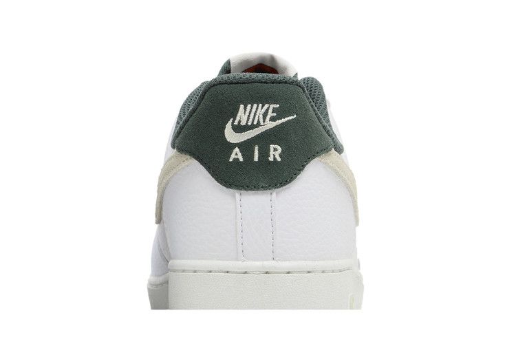 Nike Air Force 1 Low '07 LV8 Vintage Green