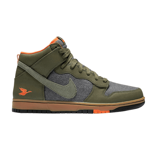 Nike Dunk CMFT Swoosh Social Club Olive