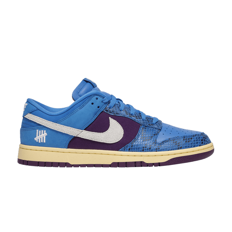 Nike Dunk Low Undefeated 5 On It Dunk vs. AF1
