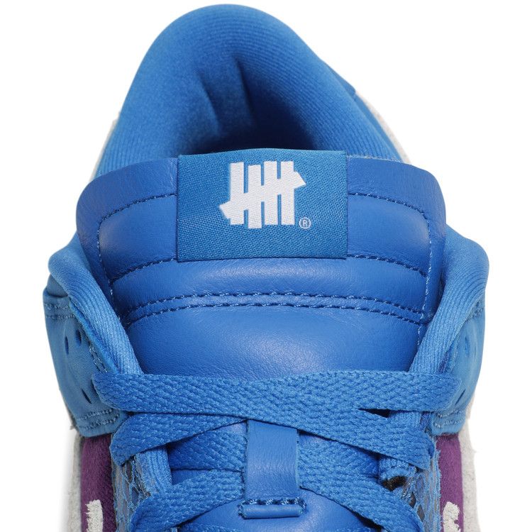 Nike Dunk Low Undefeated 5 On It Dunk vs. AF1
